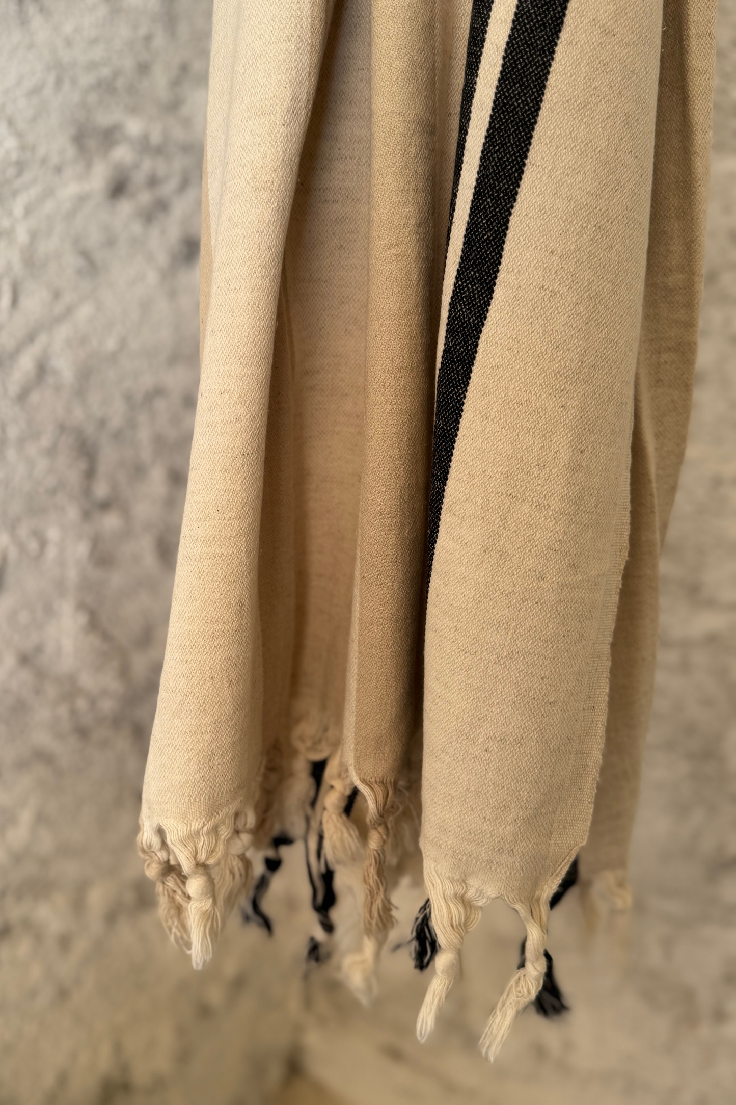TELO DUNE: Lino e cotone a strisce nere e sabbia